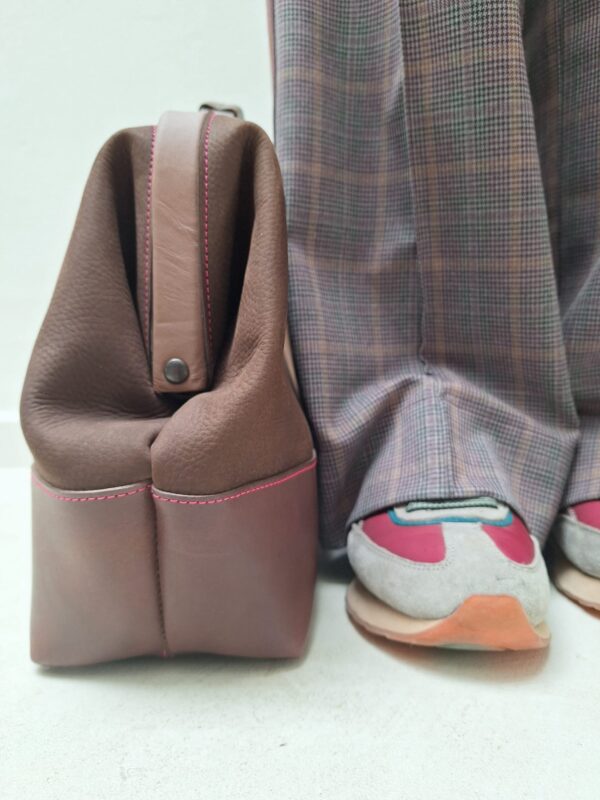 dokterstas laptoptas bruin roze